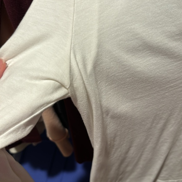 Women’s Lacoste long sleeve tee - Picture 5 of 6